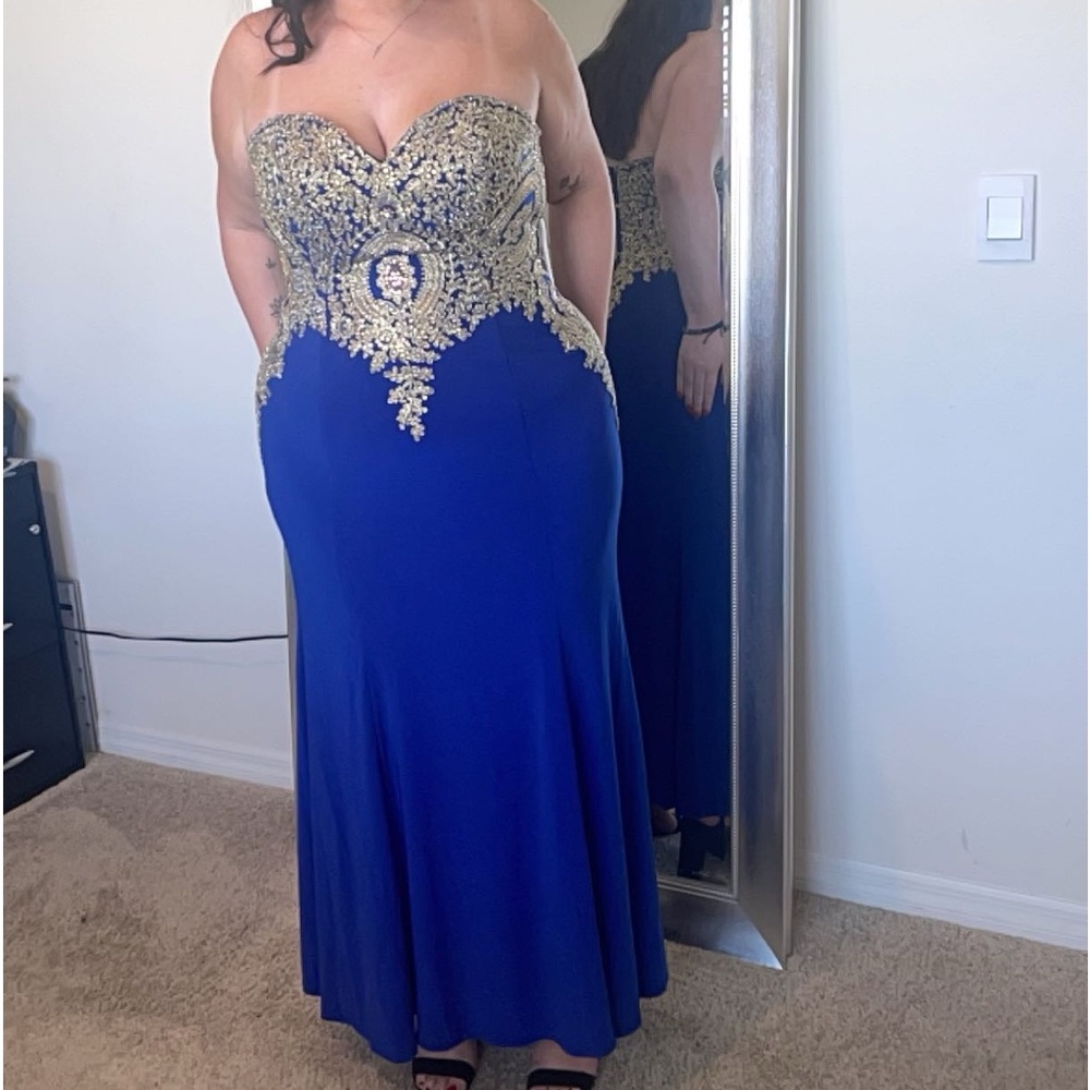 Camille La Vie Rhinestone Gown Royal Blue Size 16